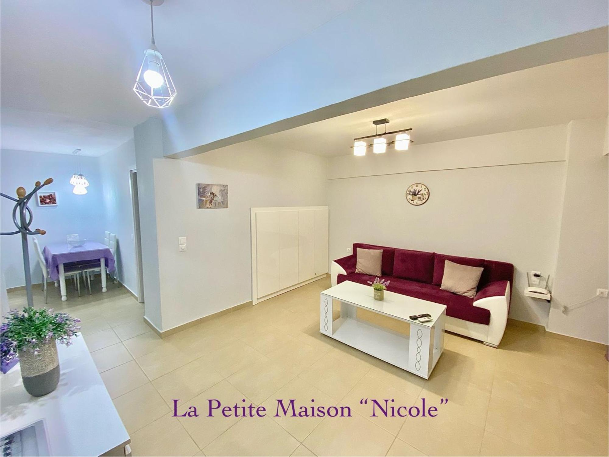 La Petite Maison Nicole Apartment Солун Екстериор снимка